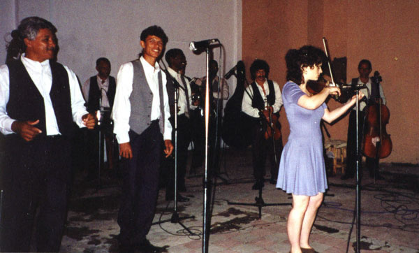 1998 Palma Soriano, Cuba, Festival de Charanga: optreden met de Cubanen!
